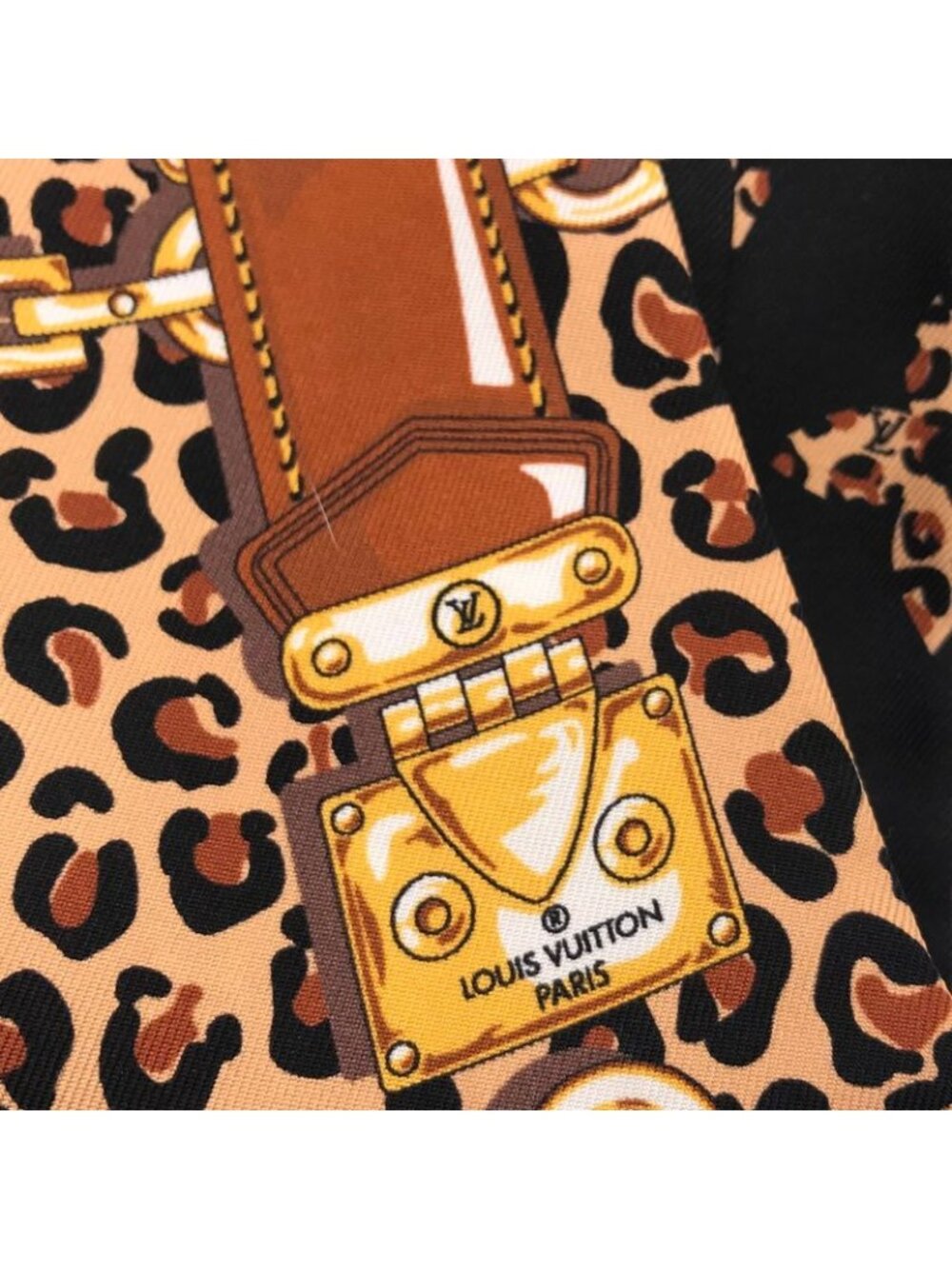 Louis Vuitton Silk Bandeau Wild at Heart Monogram Leopard Print Scarf - Picture 6 of 8